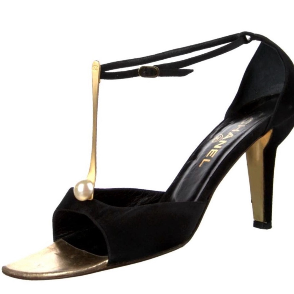 CHANEL Black and Gold Heels with Pearl Accent